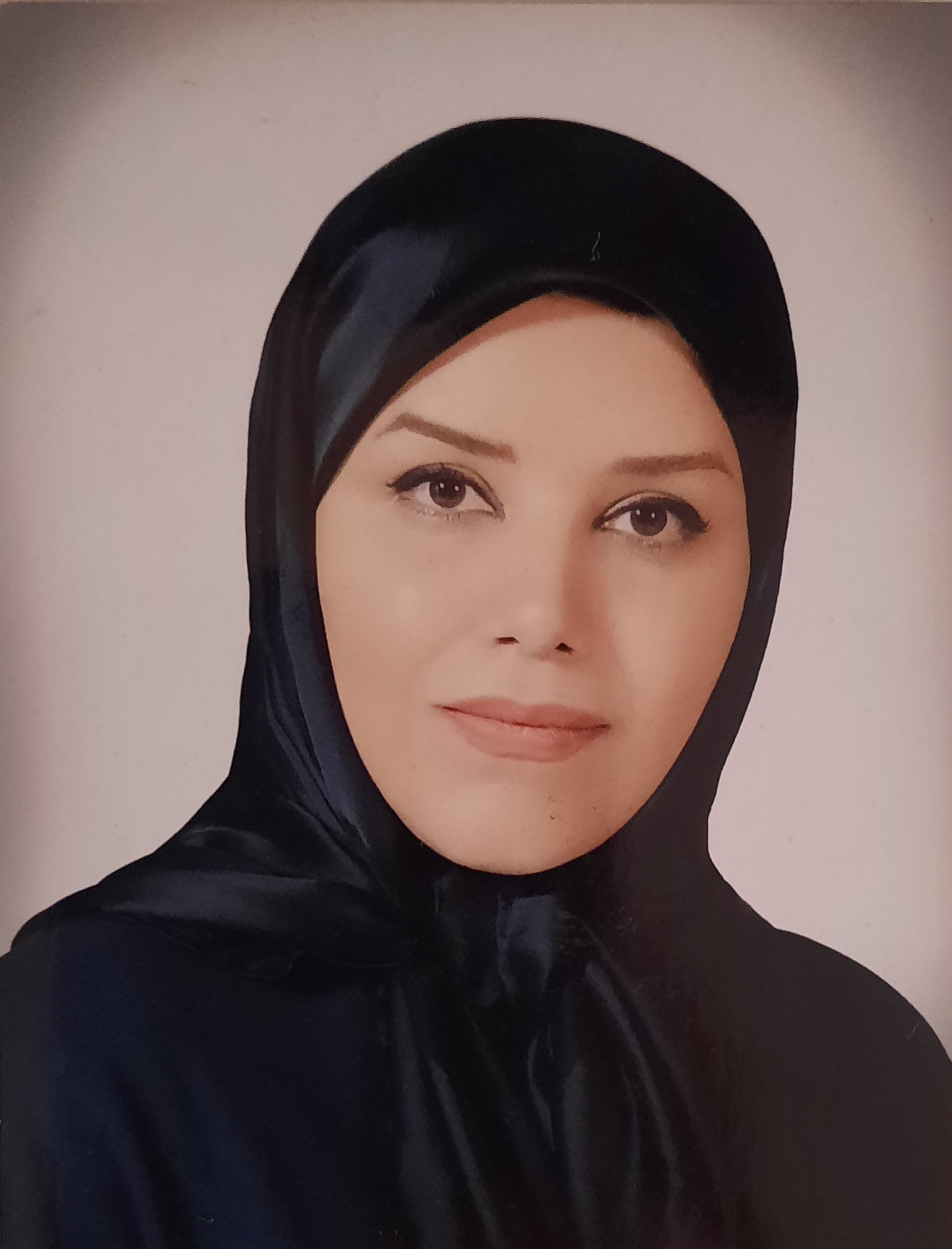 عاطفه شیرانی